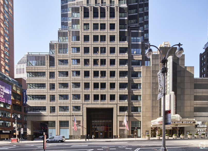 1675 Broadway, New York, NY en alquiler - Foto del edificio - Imagen 3 de 8