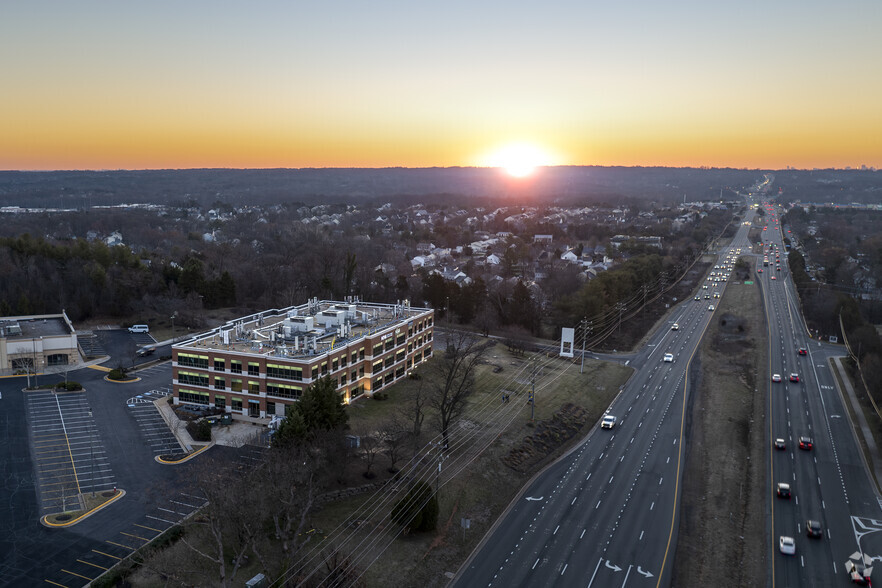 21335 Signal Hill Plaza, Sterling, VA en alquiler - Foto del edificio - Imagen 3 de 23