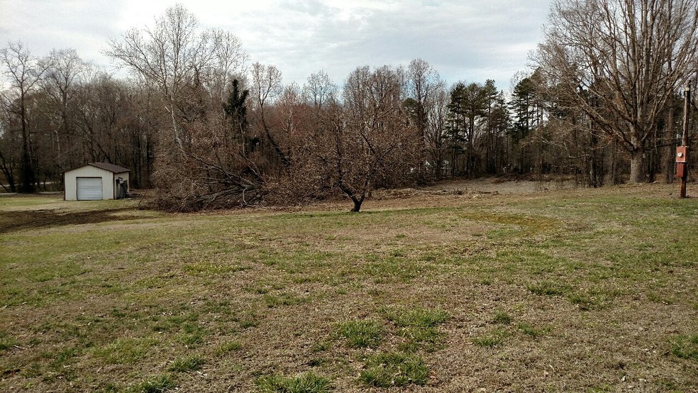 404 E. Nunnally Street, Burkeville, VA en venta - Otros - Imagen 2 de 3