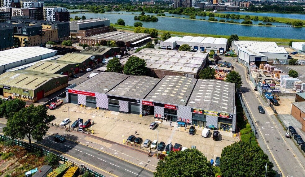 101 Blackhorse Ln, London en alquiler - Foto del edificio - Imagen 3 de 18