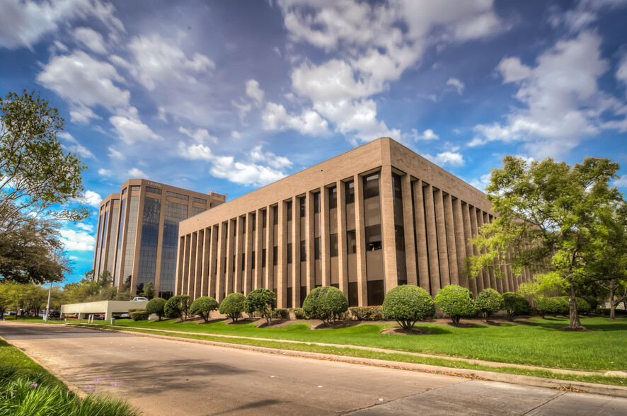 13101 Northwest Fwy, Houston, TX en alquiler - Foto del edificio - Imagen 1 de 8