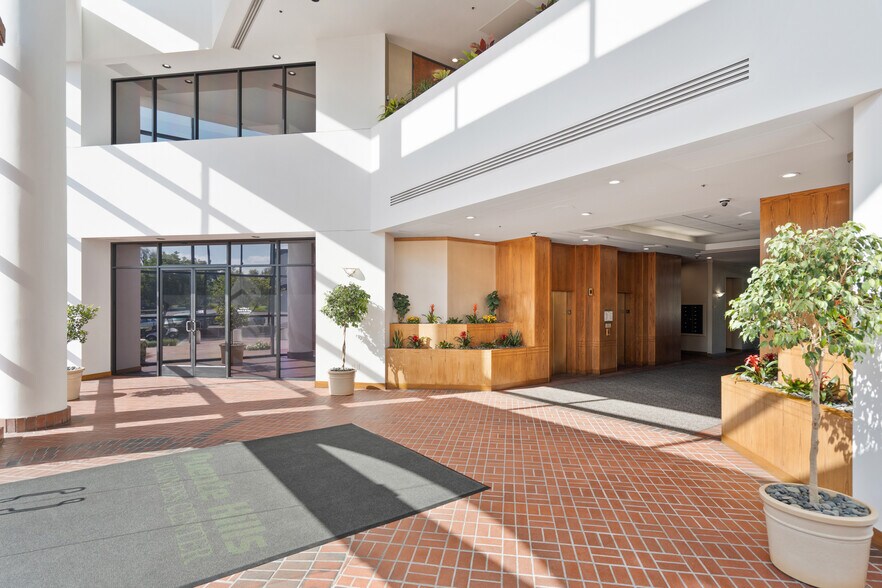 17800 Castleton St, City Of Industry, CA en alquiler - Foto del edificio - Imagen 3 de 4