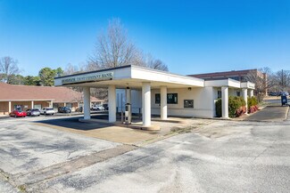 Más detalles de 385 N Parkway, Jackson, TN - Local en venta