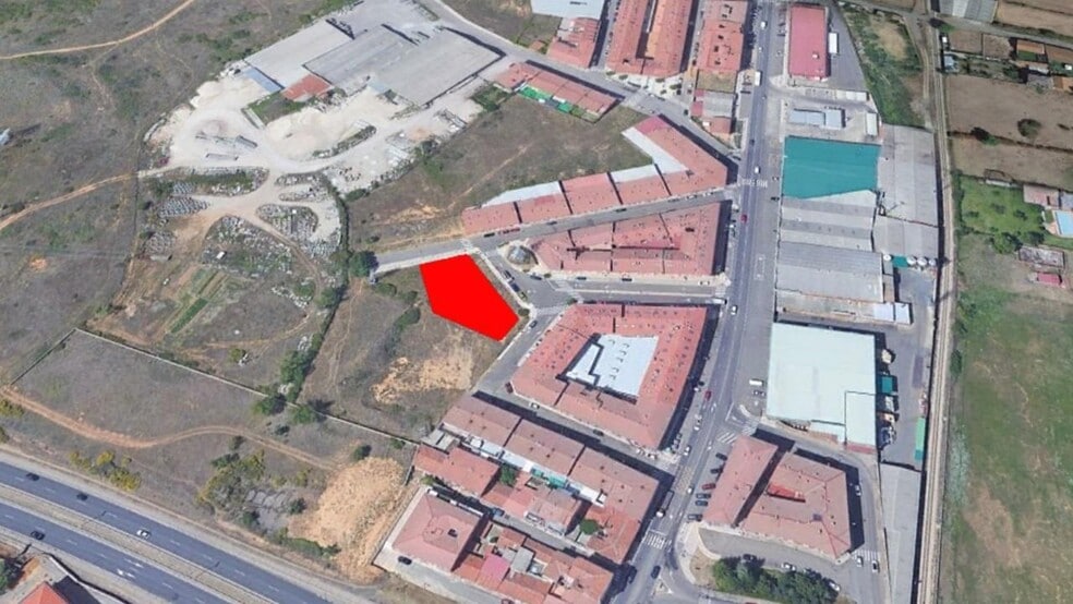 Terreno en Villaquilambre, León en venta - Foto principal - Imagen 1 de 5
