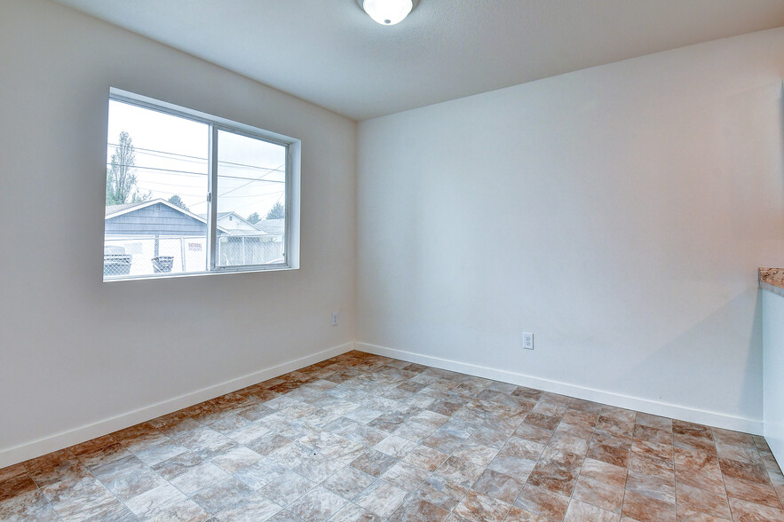 263 20th ave, Longview, WA en venta - Foto del interior - Imagen 2 de 89