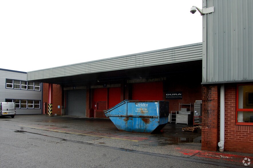 17 Bell Close, Plymouth en venta - Foto del edificio - Imagen 2 de 3
