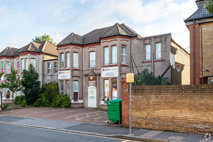 34 Mansfield Rd, Ilford en alquiler - Foto del edificio - Imagen 2 de 3