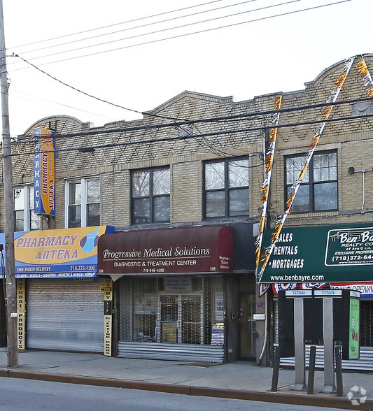 208 Avenue U, Brooklyn, NY en alquiler - Foto del edificio - Imagen 1 de 4