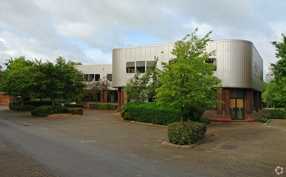 Dorcan Complex, Swindon en venta - Foto del edificio - Imagen 2 de 2