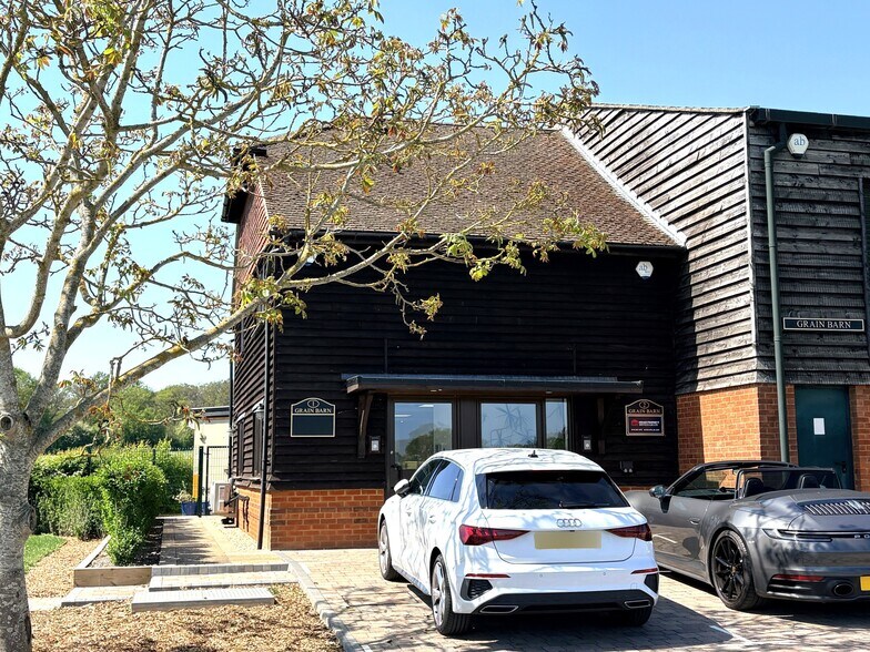 5 Warren House Rd, Wokingham en alquiler - Foto principal - Imagen 1 de 2