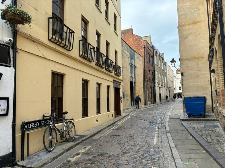 5 Alfred St, Oxford en alquiler - Foto del edificio - Imagen 3 de 3