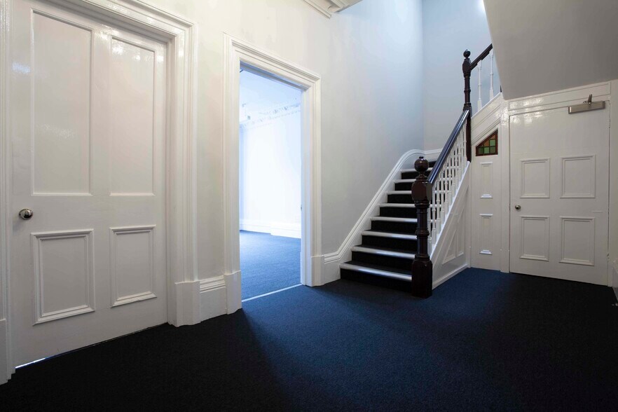 8 Elmdale Rd, Bristol en alquiler - Foto del edificio - Imagen 3 de 6