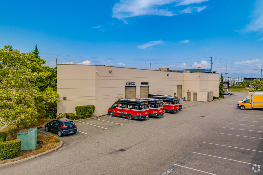 1530 Kingsway Ave, Port Coquitlam, BC en venta - Foto del edificio - Imagen 3 de 4