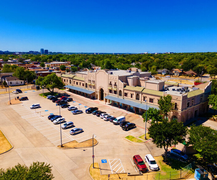 1500 N Main St, Fort Worth, TX en alquiler - Foto del edificio - Imagen 2 de 5