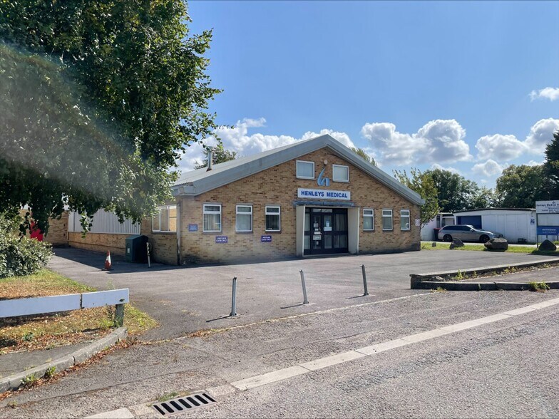 1 Headquarters Rd, Westbury en venta - Foto del edificio - Imagen 3 de 11