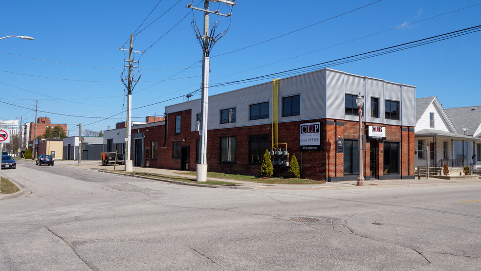 400 Erie St E, Windsor, ON en alquiler - Foto del edificio - Imagen 2 de 2