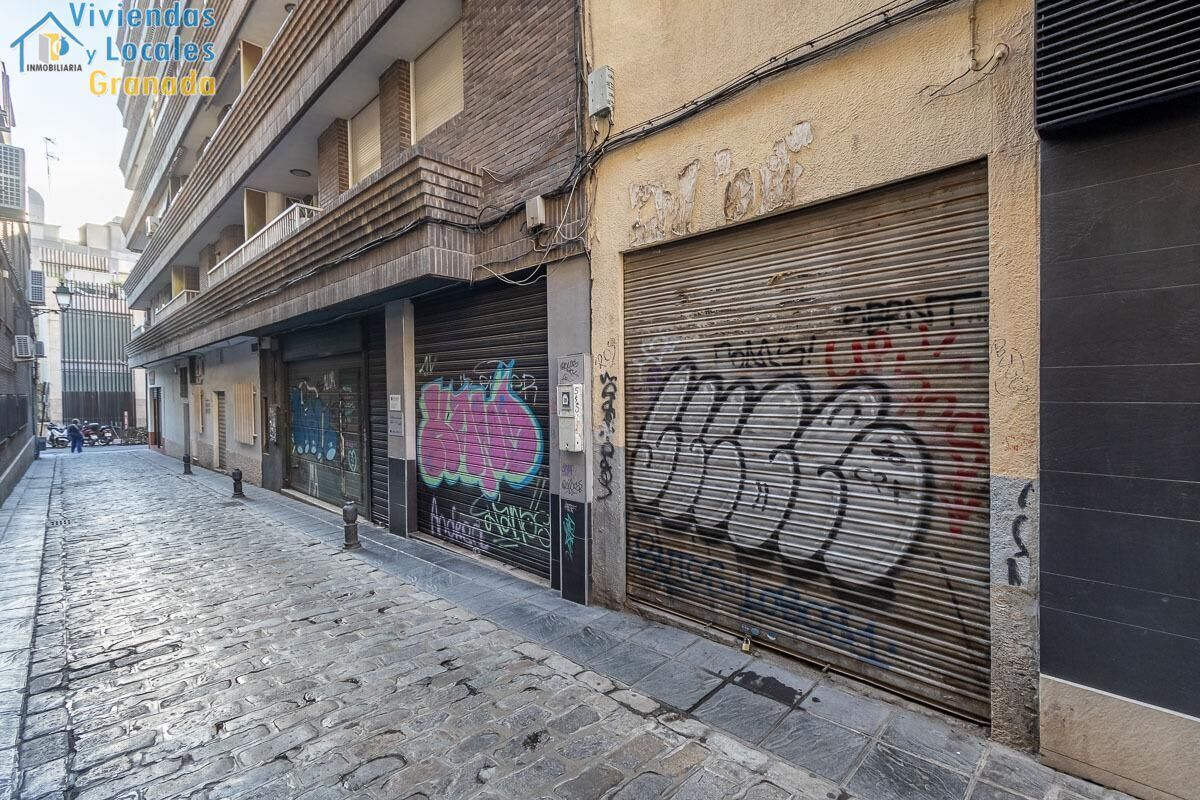 Local en Granada, Granada en venta Foto del edificio- Imagen 1 de 17