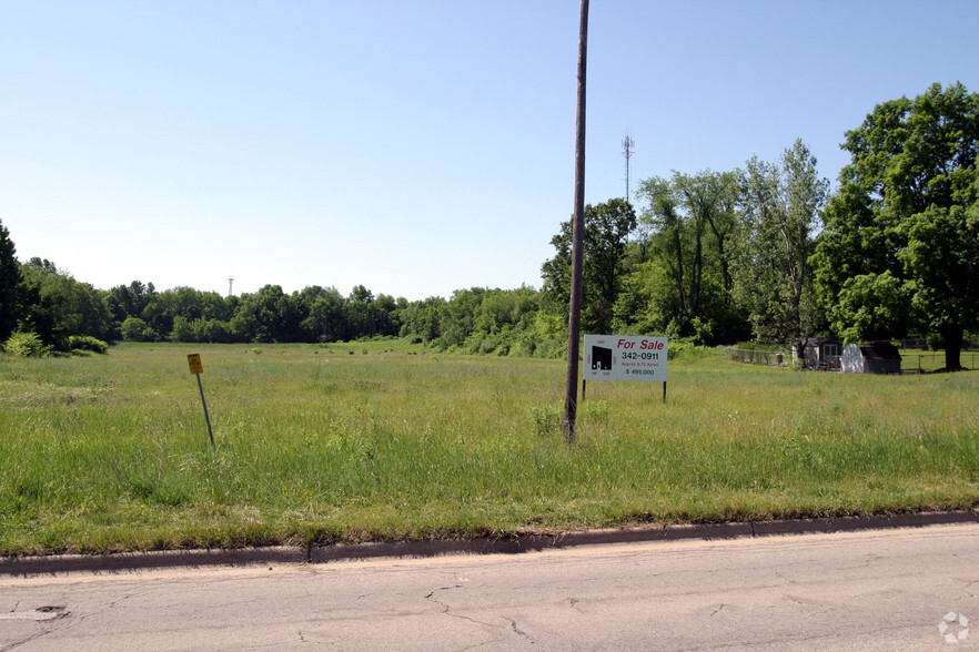 Stadium Dr, Kalamazoo, MI en venta - Foto del edificio - Imagen 2 de 3