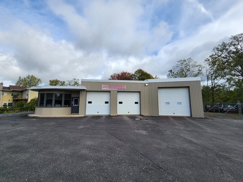 208 Ridge Rd, Fort Erie, ON en venta - Foto principal - Imagen 1 de 19