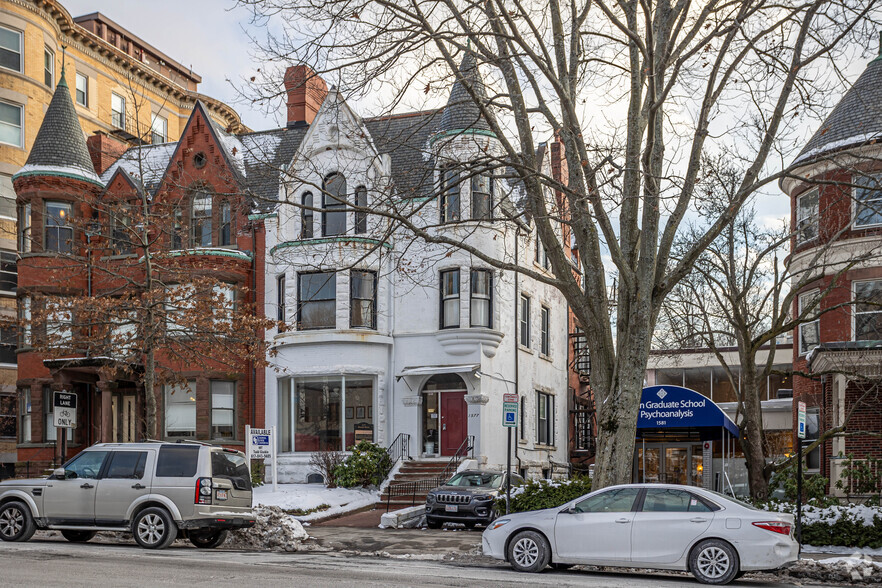 1577 Beacon St, Brookline, MA en alquiler - Foto principal - Imagen 1 de 5