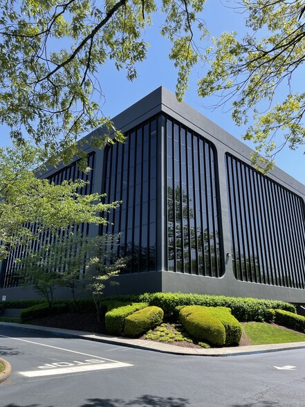 1281 Murfreesboro Pike, Nashville, TN en alquiler - Foto del edificio - Imagen 2 de 13