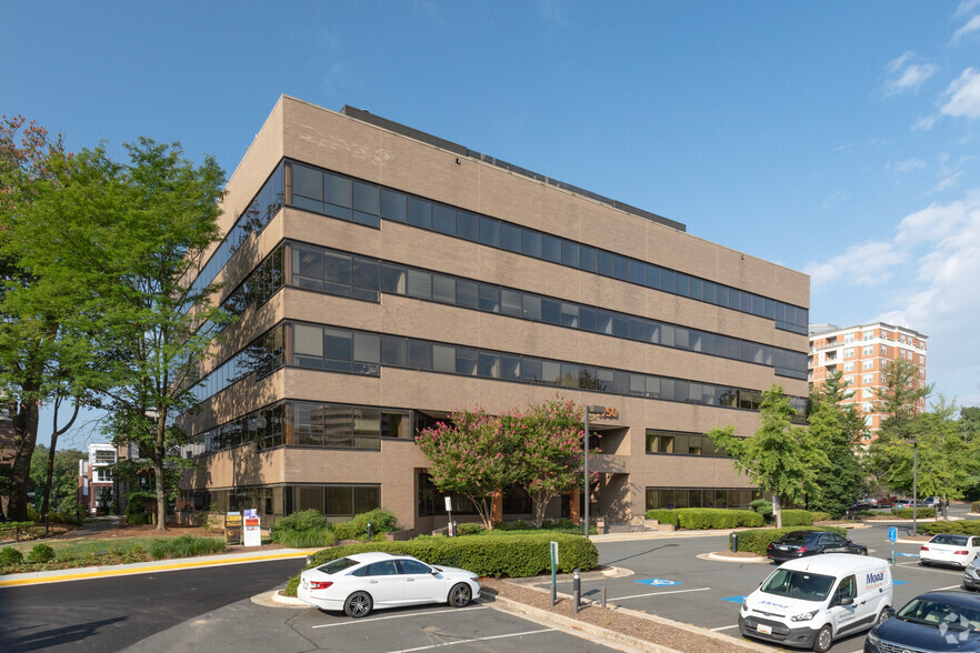 1950 Roland Clarke Pl, Reston, VA en alquiler - Foto del edificio - Imagen 1 de 6