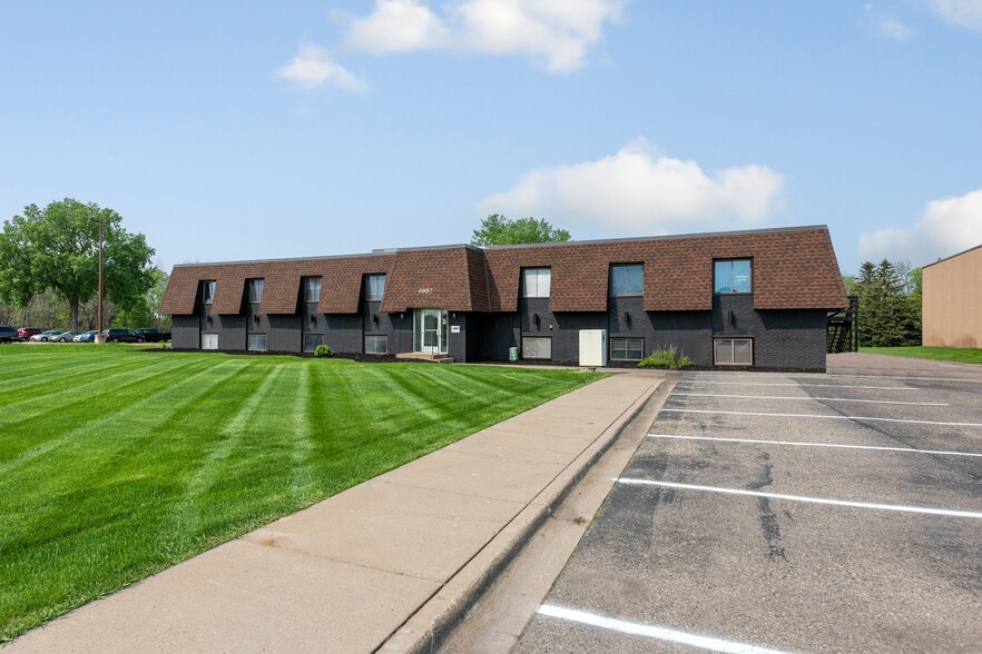 6957 NW Highway 10, Anoka, MN en alquiler - Foto del edificio - Imagen 2 de 32