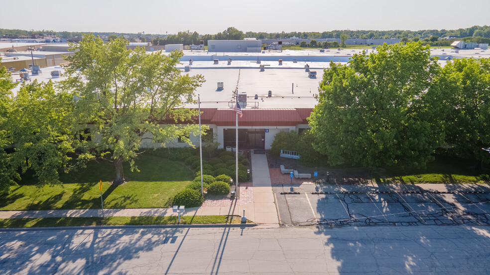 201 Brandon St, Auburn, IN en alquiler - Foto del edificio - Imagen 2 de 20