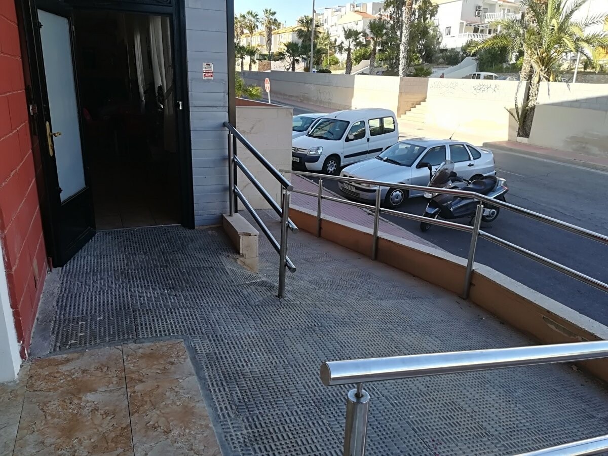 Torrevieja, ALI 03188 - Unidad - -  - Foto del interior - Image 1 of 16