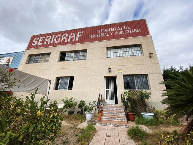 Más detalles de Nave en venta