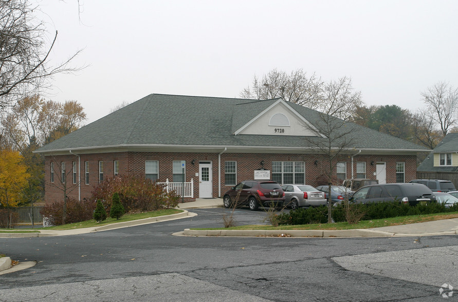 9720 Greenside Dr, Cockeysville, MD en alquiler - Foto del edificio - Imagen 2 de 4