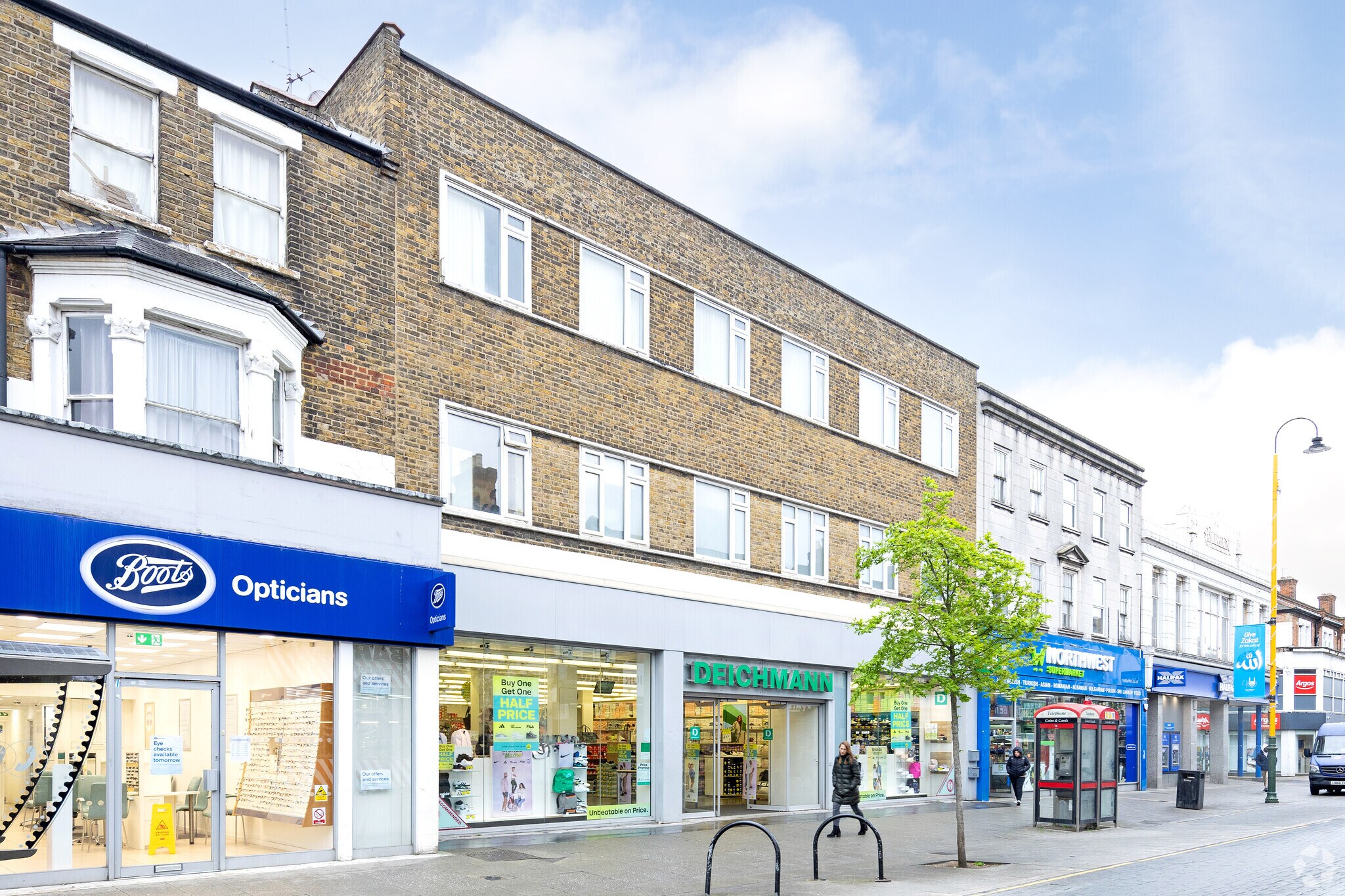 108-112 High St N, London en alquiler Foto del edificio- Imagen 1 de 5