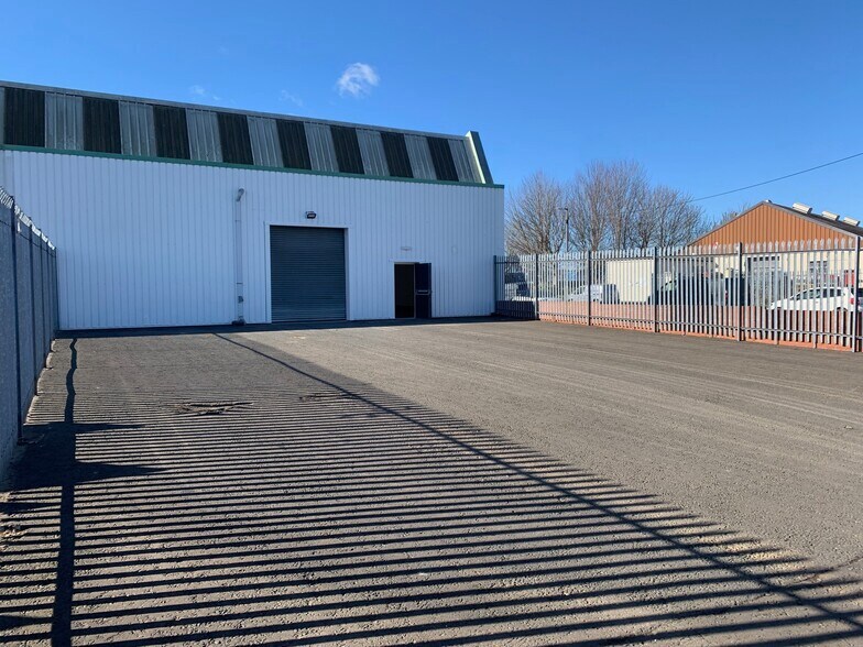 9-15 Montrose Ave, Glasgow en alquiler - Foto del edificio - Imagen 3 de 11