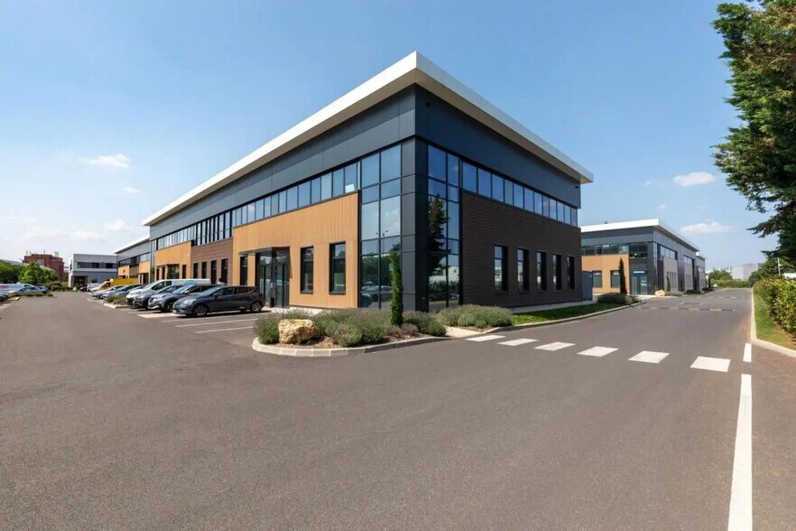 145 Rue Des Caboeufs, Gennevilliers en alquiler - Foto del edificio - Imagen 1 de 13