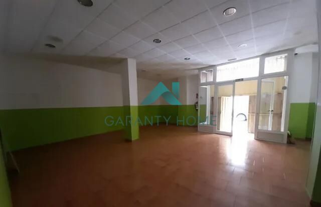 Local en Santoña en venta Foto del interior- Imagen 1 de 8
