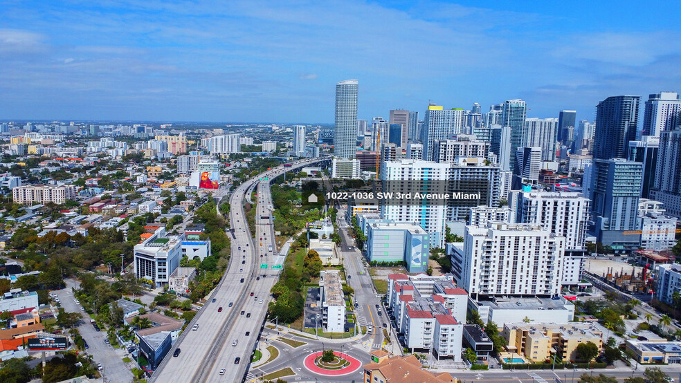 1036 SW 3rd Ave, Miami, FL en venta - Vista aérea - Imagen 1 de 13