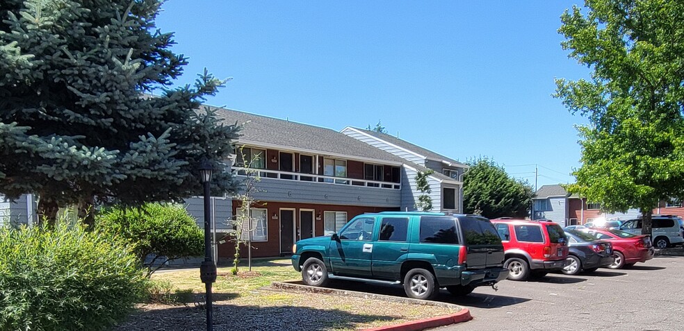 2345-2473 SE 135th Ave, Portland, OR en venta - Foto del edificio - Imagen 1 de 4