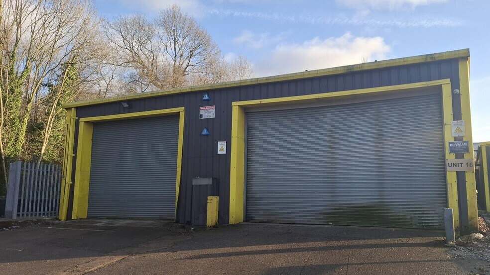 Alder, Ystrad Mynach en venta - Foto del edificio - Imagen 2 de 7