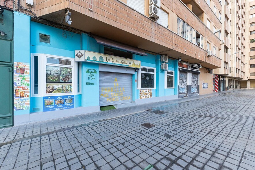 Edificio residencial en València, Valencia en venta - Foto del edificio - Imagen 3 de 5
