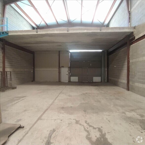 Nave en Ajalvir, Madrid en venta - Foto del interior - Imagen 1 de 1