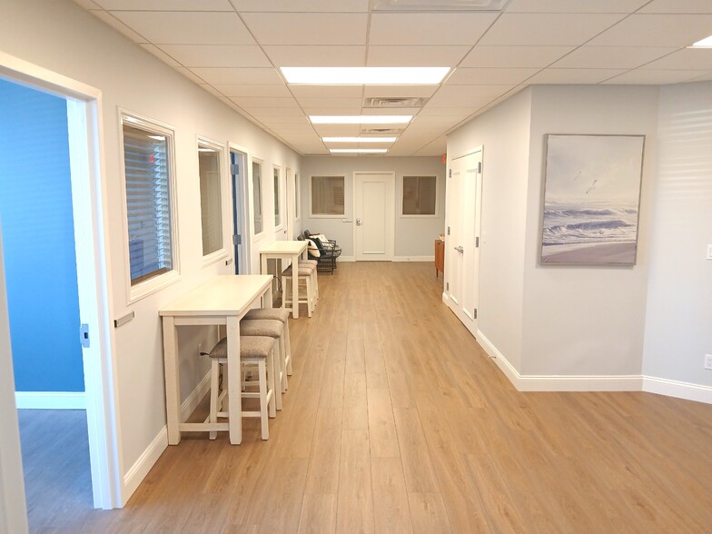 226 Seventh St, Garden City, NY en alquiler - Foto del interior - Imagen 1 de 15