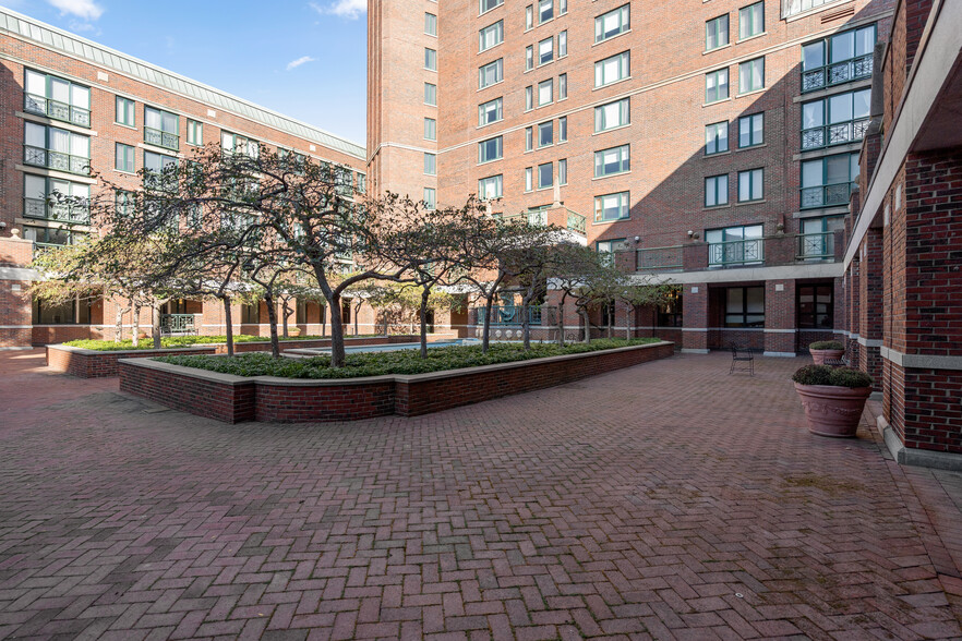 10 Rogers St, Cambridge, MA en alquiler - Foto del edificio - Imagen 2 de 6