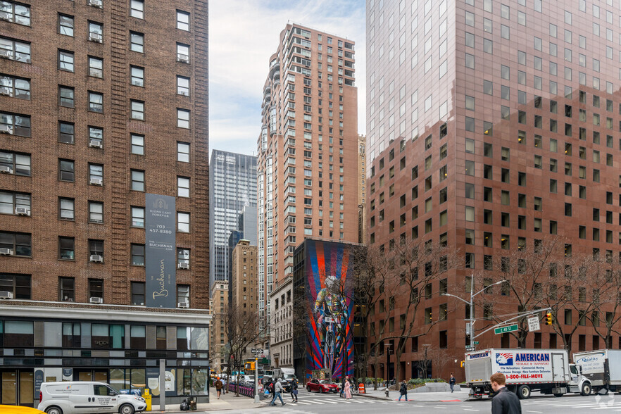 145 E 48th St, New York, NY en venta - Foto del edificio - Imagen 1 de 7