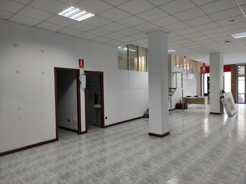 Local en Arteixo, La Coruna en venta - Foto del interior - Imagen 3 de 21