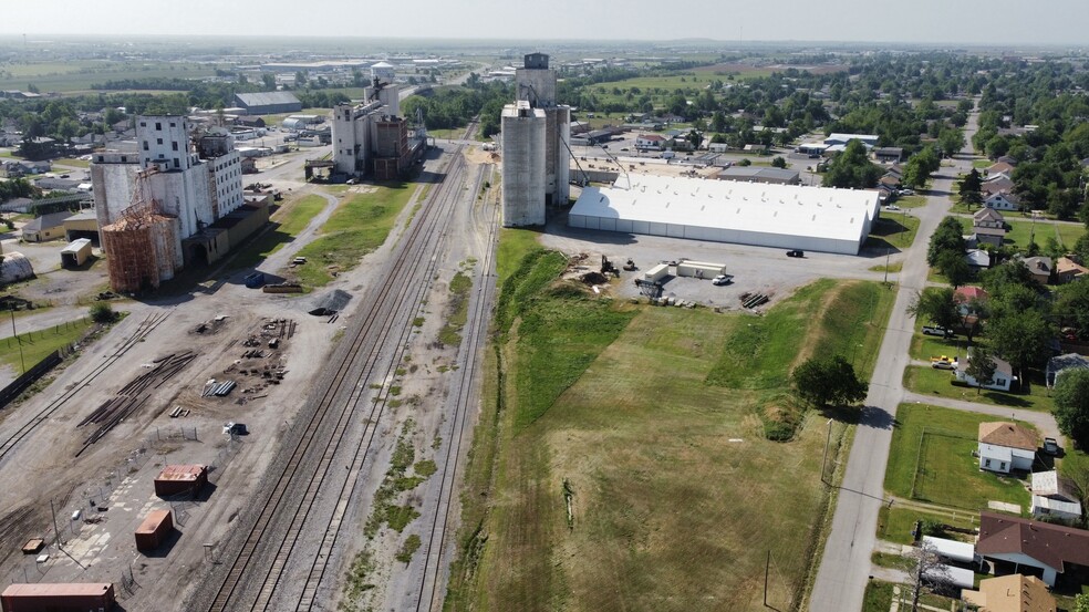 220 W Oak St, El Reno, OK en alquiler - Foto del edificio - Imagen 2 de 4