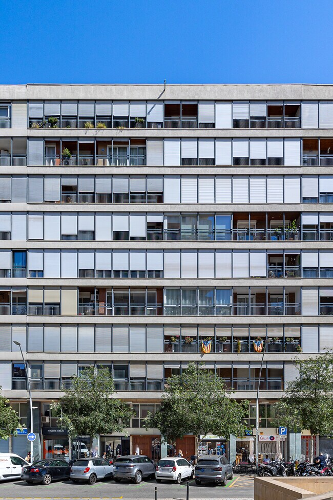 Más detalles de Edificio residencial​ en venta