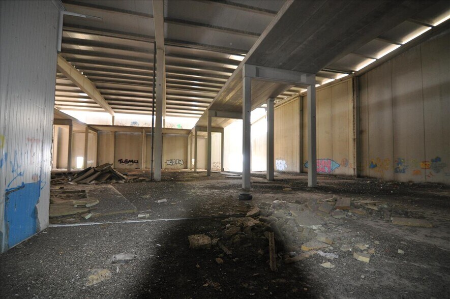 Nave en Trujillo, Cáceres en venta - Foto del interior - Imagen 3 de 8