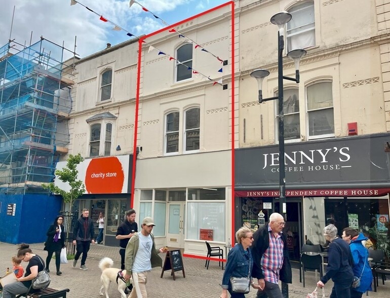 73 High St, Weston Super Mare en alquiler - Foto del edificio - Imagen 1 de 3