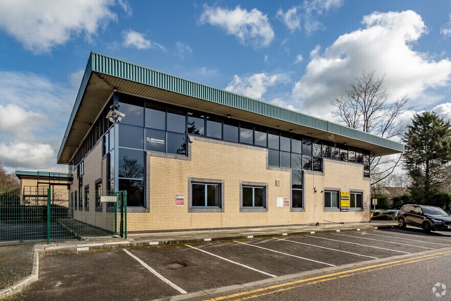 Pacific Rd, Altrincham en alquiler - Foto del edificio - Imagen 3 de 6