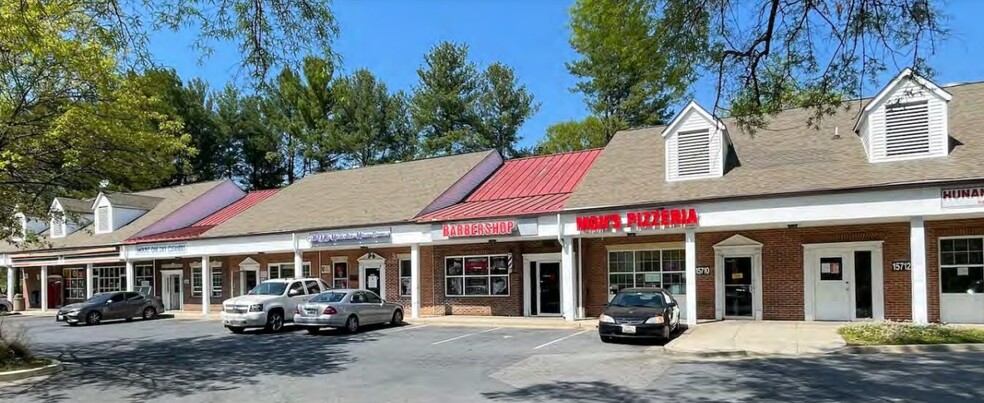 15700-15712 Mt Oak Rd, Bowie, MD en venta - Foto del edificio - Imagen 1 de 6